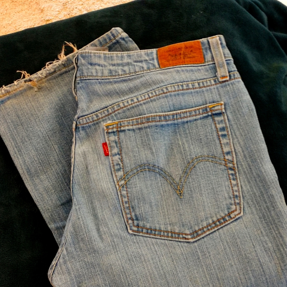 Levi's Women's Light Wash Blue Jeans